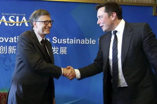 Elon Musk chỉ trích Bill Gates