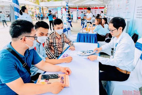 Gần 2 nghìn lao động tham gia Ngày hội việc làm Hải Phòng năm 2022