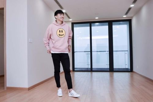 Chốn đi về của dàn tuyển thủ đội tuyển Việt Nam: Văn Hậu sắm hẳn căn hộ, Đức Chinh xây 'biệt phủ'