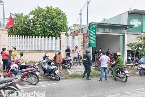 Điều tra một người đàn ông tử vong trong tư thế treo cổ