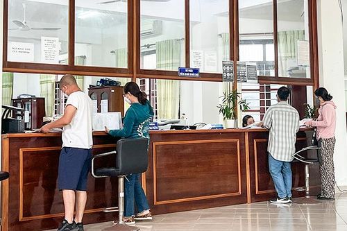 UBND tỉnh Khánh Hòa yêu cầu đẩy nhanh giải quyết thủ tục hành chính về đất đai ở Cam Lâm