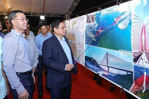 Thủ tướng Chính phủ Phạm Minh Chính thăm và làm việc tại Mộc Châu, Sơn La