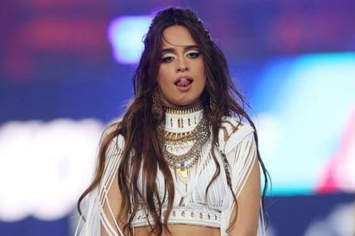 Camila Cabello chỉ trích khán giả trận đấu Liverpool - Real Madrid