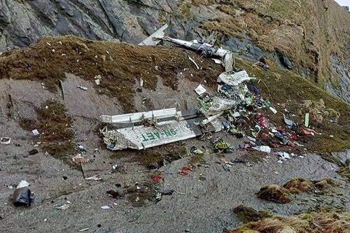 Tìm thấy 14 thi thể trong vụ rơi máy bay tại Nepal