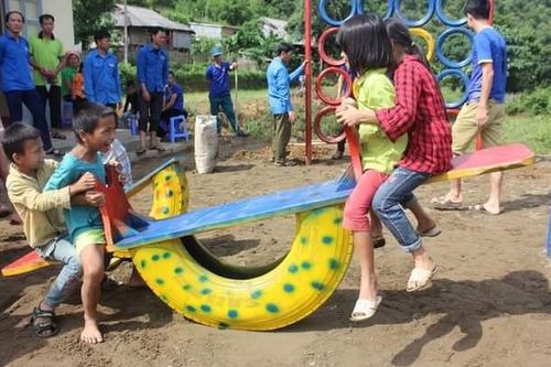 Để trẻ không 'đói' sân chơi trong hè