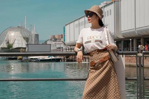 Hoa hậu Tô Diệp Hà biến hóa thời trang ấn tượng