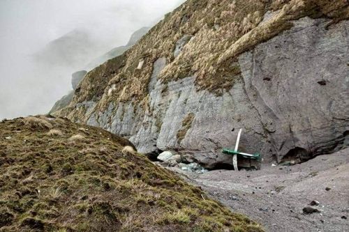 Tìm thấy gần hết thi thể nạn nhân trong vụ rơi máy bay tại Nepal