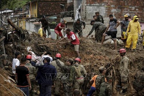 Số người thiệt mạng do mưa lũ tại Brazil tăng