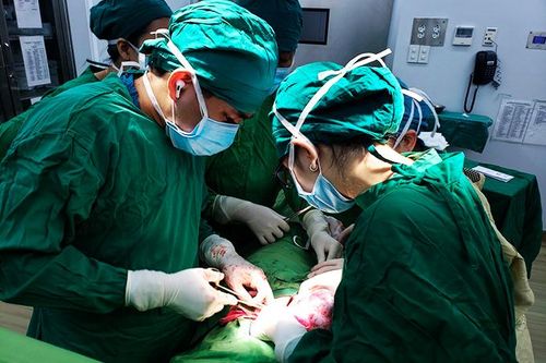 Cứu sản phụ bị bệnh lý hiếm gặp