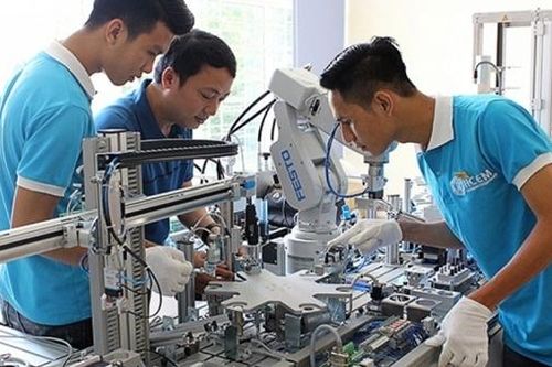 Chạy đua tuyển dụng lao động