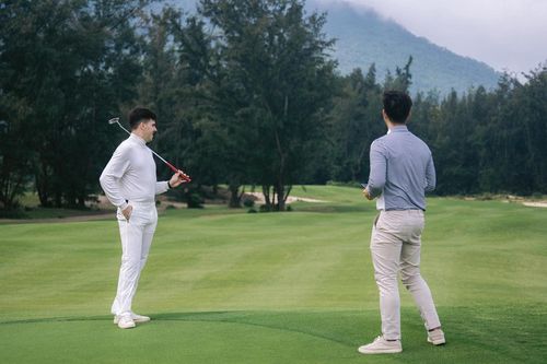 Giới trẻ chi hàng chục triệu đồng nghỉ dưỡng hạng sang