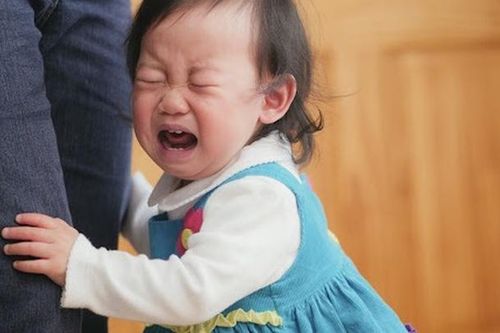 Hàn gắn tổn thương tâm lý cho trẻ: Cần sự hiểu biết của người lớn