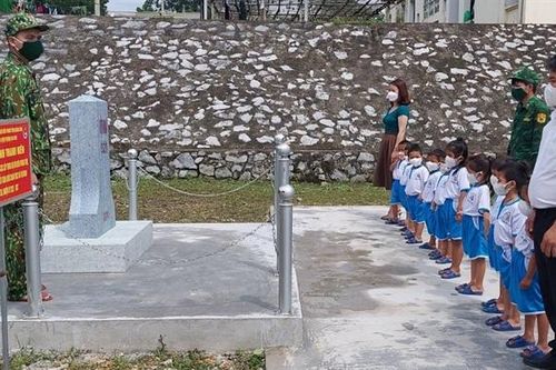 Chung tay vì tương lai trẻ em nơi biên giới