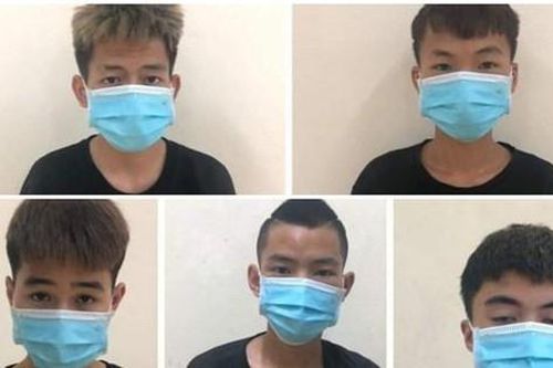 Ninh Bình: Nhóm thiếu niên đạp người đang câu cá xuống hồ để cướp tài sản