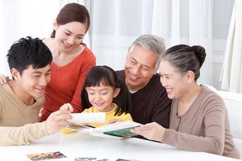 10 điều cần bàn luận với bố mẹ cao tuổi