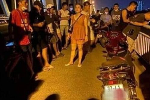Cô gái trẻ bỏ lại xe trên cầu Bến Thủy rồi 'biến mất' bí ẩn trong đêm