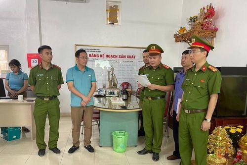 Bắt giám đốc công ty sản xuất phân bón giả với số lượng rất lớn tại Thanh Hóa