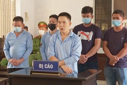 3 anh em ruột lãnh án vì mâu thuẫn trên bàn chơi bida