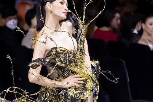Anh Thư 'Tuyết nhiệt đới' sau 16 năm: Tuổi 40 gợi cảm, bình thản với sự cố