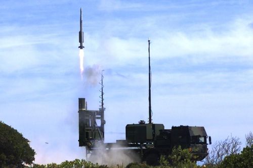 Đức chuyển giao hệ thống phòng không 'hiện đại nhất' cho Ukraine