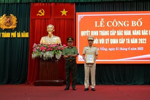 Công an TP Đà Nẵng có 264 CBCS được thăng cấp bậc hàm, nâng lương cấp tá