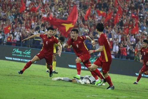 VCK U23 châu Á 2022: Trung vệ Thanh Bình được AFC đánh giá cao