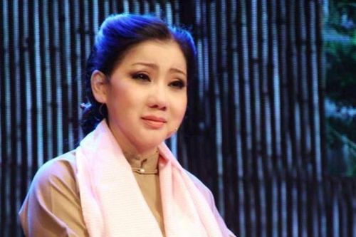 Tình hình sức khỏe của NSƯT Phượng Loan sau khi gặp chấn thương nặng