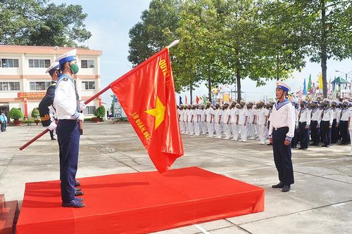 Lữ đoàn 962 tổ chức lễ tuyên thệ chiến sĩ mới năm 2022