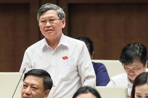 Vì sao lại có những cái bắt tay trên đau khổ của người dân trong dịch bệnh?