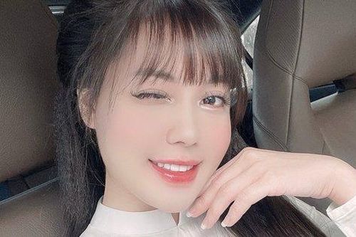 Bắt bài tút sắc của cô giáo gợi cảm nhất giảng đường Âu Hà My, mặt baby trẻ hơn sinh viên