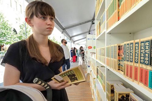 Nhiều nhà xuất bản ở Ukraine ngừng hoạt động