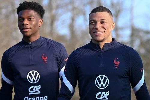 Marca: Mbappe muốn PSG tranh mục tiêu của Real