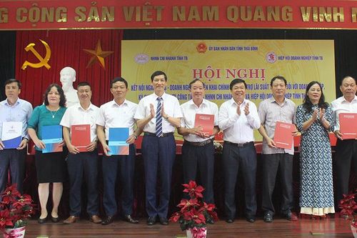 Triển khai chính sách hỗ trợ lãi suất từ ngân sách nhà nước đối với doanh nghiệp