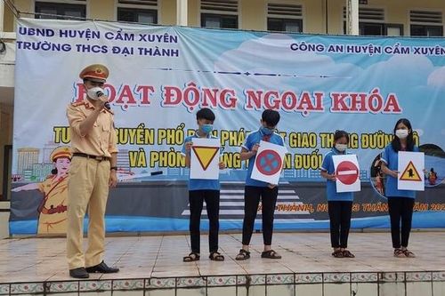 Gấp rút trang bị kỹ năng phòng, chống đuối nước trong dịp hè