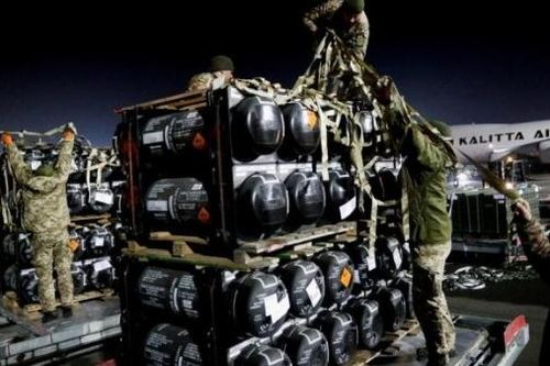 Mỹ bất ngờ 'tiến thêm một bước' ở Ukraine, Nga hồi đáp ngắn gọn nhưng 'chất'