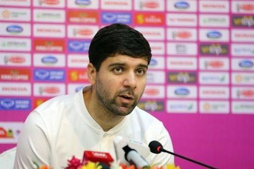 'Tuyển Việt Nam không phụ thuộc vào kiểu ngôi sao như Ronaldo hay Messi'