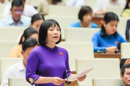 'Không để giá sách giáo khoa tăng tùy tiện, tạo dư luận không tốt trong nhân dân'