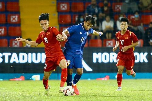 U23 Việt Nam - U23 Thái Lan: Thử thách ngày ra quân