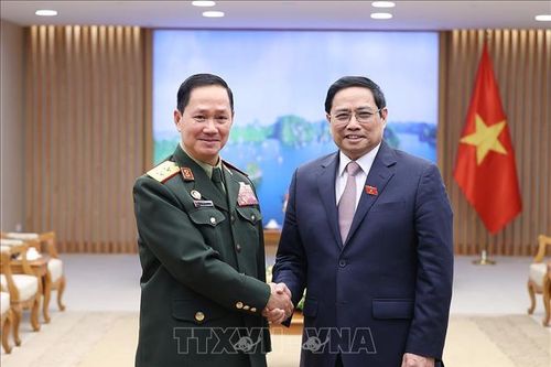 Thủ tướng Phạm Minh Chính tiếp Tổng Tham mưu trưởng Quân đội nhân dân Lào