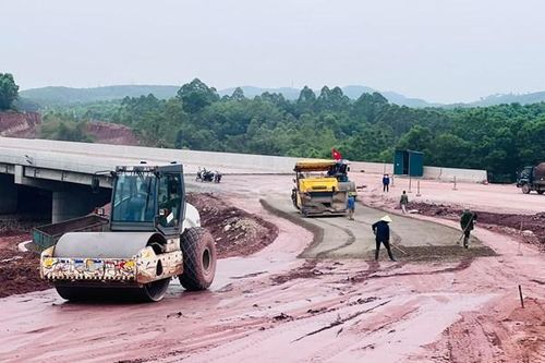 Kiểm tra quản lý chi phí, hợp đồng xây dựng tại 7 địa phương