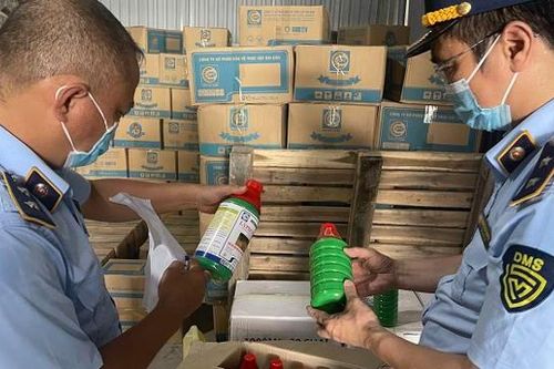 Phát hiện, bóc gỡ kho thuốc bảo vệ thực vật giả, ngay tại Hà Nội