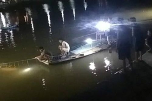 Thái Bình: Chú cứu cháu đuối nước, sóng cuốn trôi cả cháu cùng chú