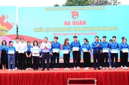 Nhiều hoạt động sôi nổi trong Lễ ra quân Chiến dịch Thanh niên tình nguyện Hè