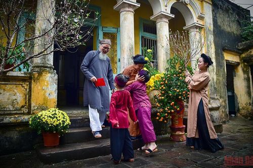 Nét đẹp văn hóa, ứng xử văn minh trong gia đình, dòng họ, khu dân cư: Phát huy giá trị truyền thống trong cuộc sống đương đại