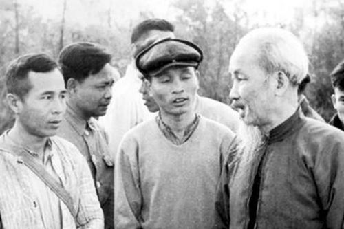 Bảo vệ nền tảng tư tưởng của Đảng - Bài 3: Tăng sức đề kháng cho đảng viên, thanh niên...