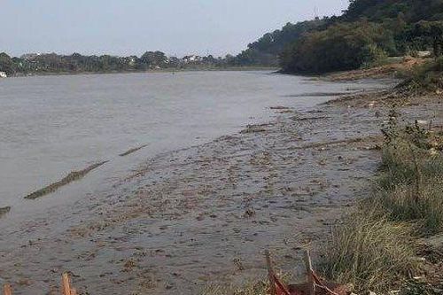 Tạm giữ nghi phạm giết người, ném xác ở sông Mã