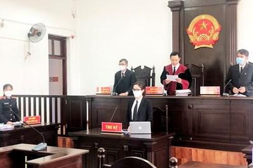 VKSND Quận 7 tham gia xét xử phiên tòa trực tuyến đầu tiên