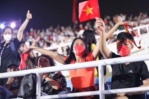 Tuyên dương thành tích đoàn thể thao quân đội và bệnh viện dã chiến