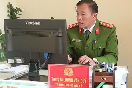 Người con của bản làng vùng cao