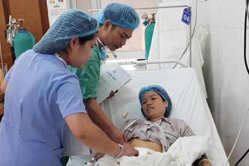 Bác sĩ trẻ tình nguyện đến những vùng đặc biệt khó khăn